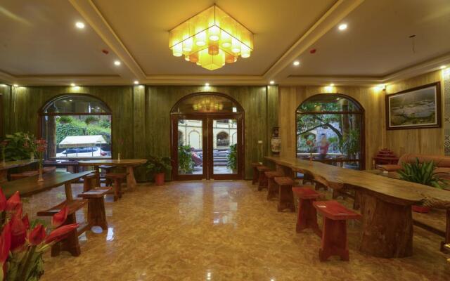 Moc Sapa Hotel