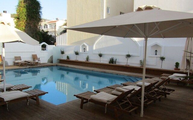 Atlantis Hotel