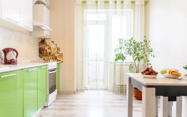 LetoApart (ЛетоАпарт) на улице  Революции 1905 года 35