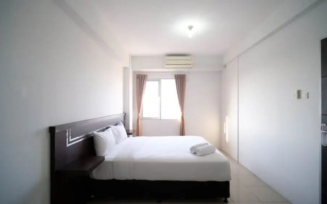 Simple 2Br With Extra Bed At Menara Rungkut Apartment