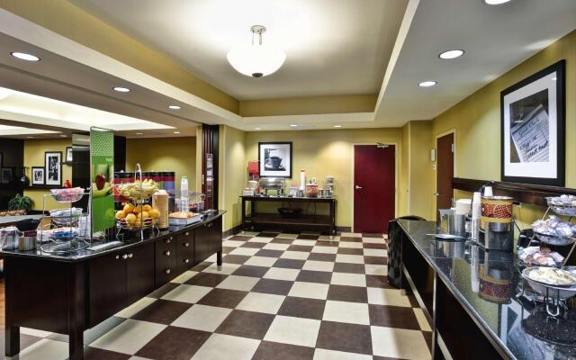 Hampton Inn Ft. Wayne/Dupont Road