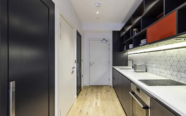 Chic Studio Living in London City Island