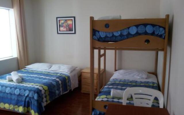 Paracas Backpackers House