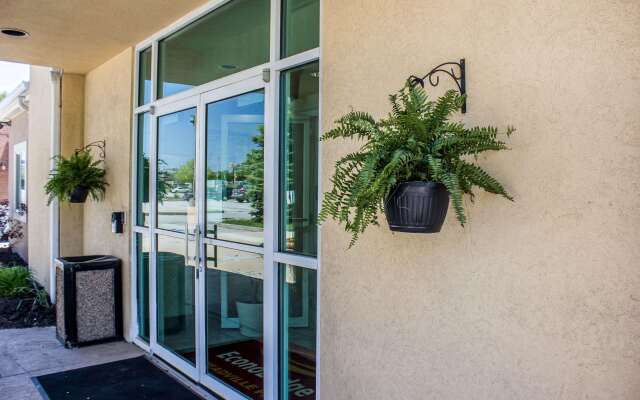 Econo Lodge Meadville