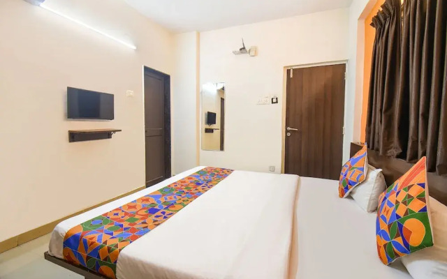 FabExpress Comfort Executive