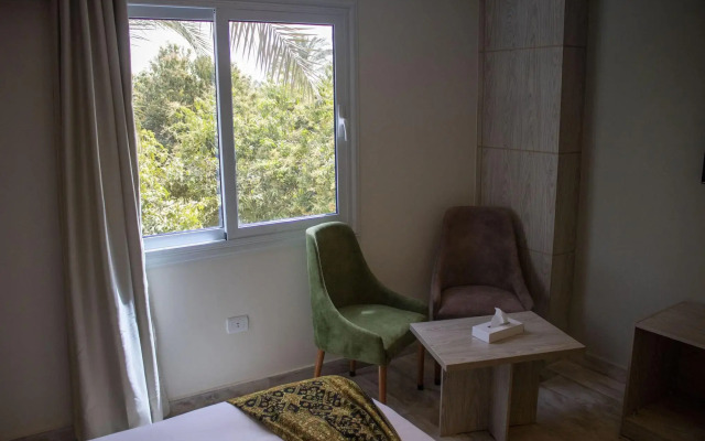 Nine Pyramids View Hotel