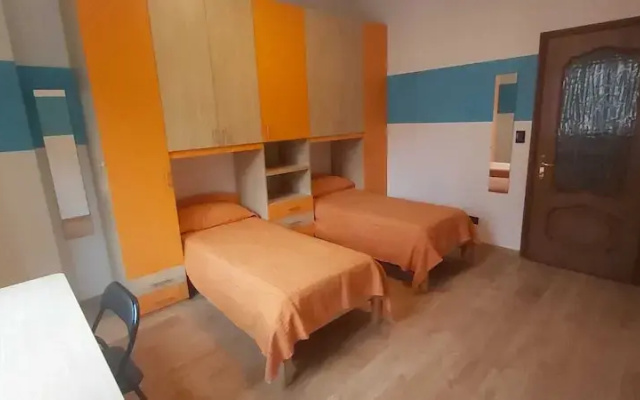 Comfortable Apartment With Hydromassage Shower