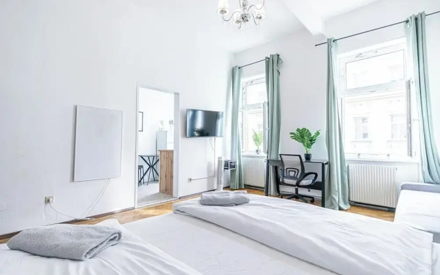 Modern Apt Near Danube Canal Long Stay