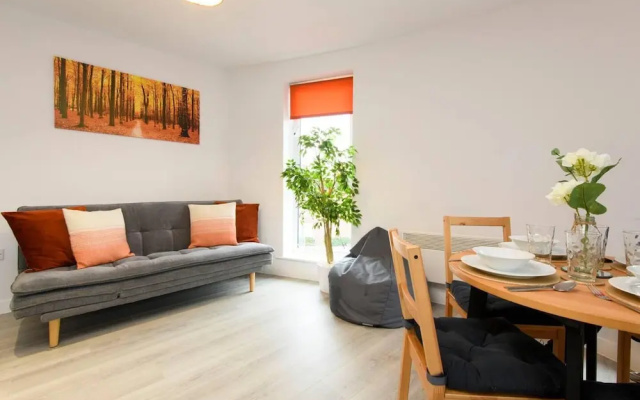 1 bed Apartment Close to Football Grounds