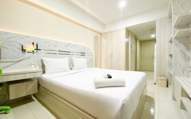 Nice And Elegant Studio Apartment At Warhol (W/R) Residence