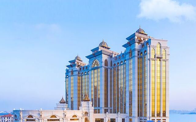 Royal Seaside Hotel and Hot Springs Xiamen