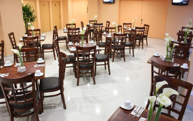 Hotel Misión Express Mérida Alta Brisa
