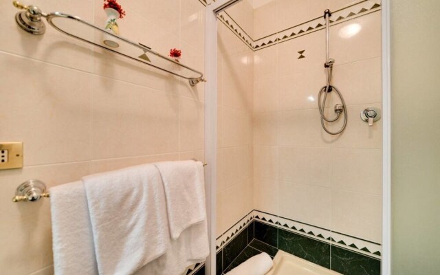 Luxury 3bed Flat at Roman Forum w/ Roof Terrace