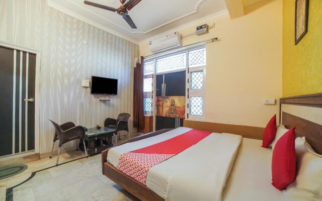 OYO 71947 Hotel Swaroop Retreat