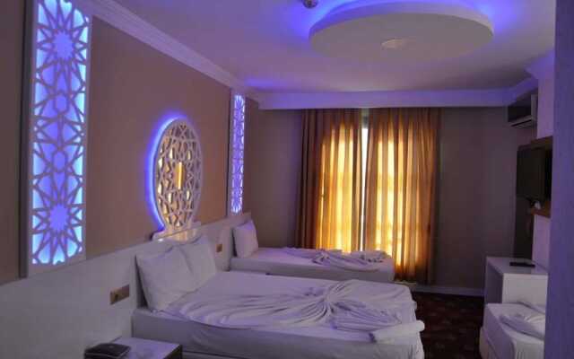 Ugur Hotel