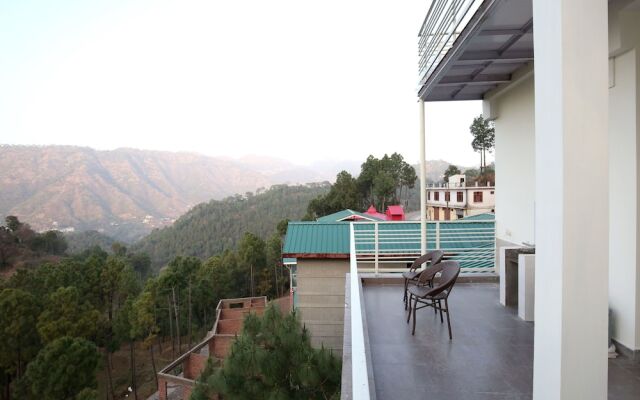 OYO 13768 Home 3BHK Penthouse Kasauli