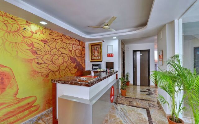 OYO Premium Jaipur Junction