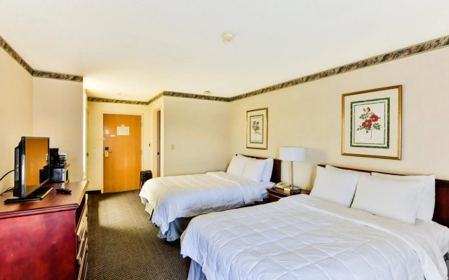 The View Inn & Suites