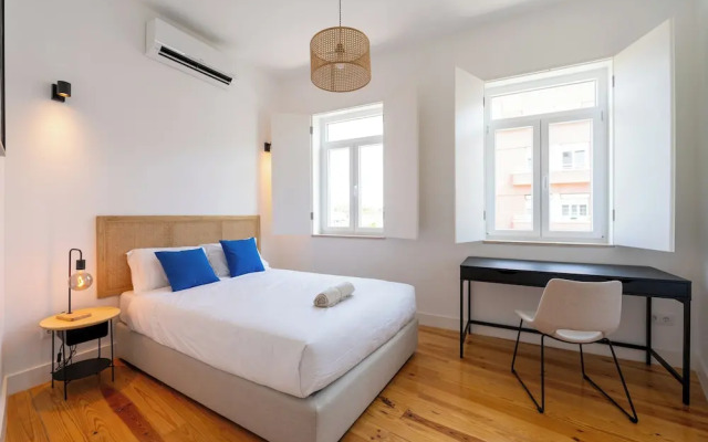 Sunny Lisbon Apartments by SoulPlaces