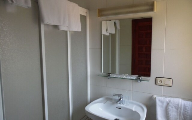 Hostal Arias