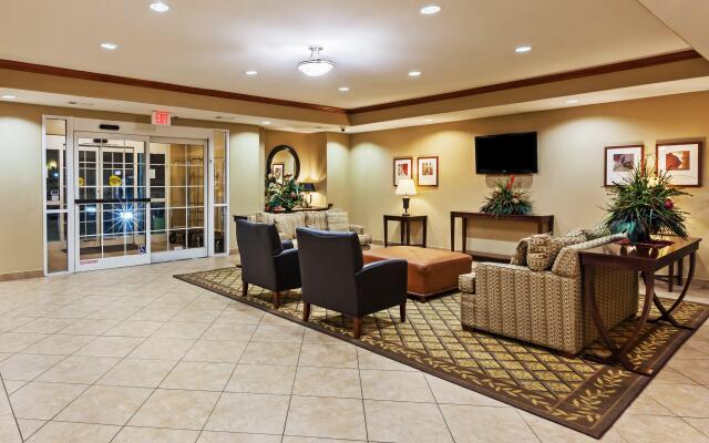 Candlewood Suites Baytown, an IHG Hotel