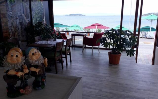 Yakamoz Otel