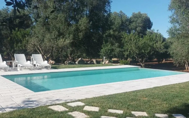 Trulli Stella, Mimosa & Porta Blu - 3 individual Luxury Trulli Villas with private pools and gardens