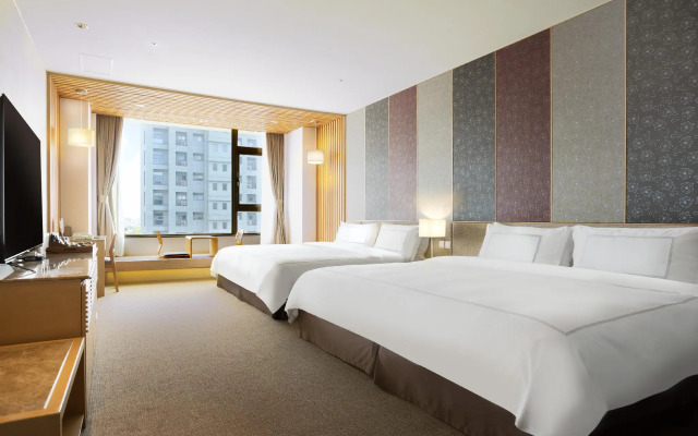 Evergreen Resort Hotel (Jiaosi)