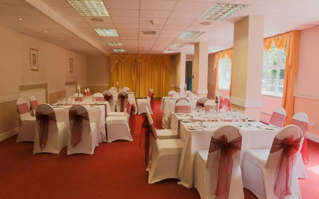 King Charles Hotel