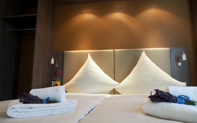 Myhotel