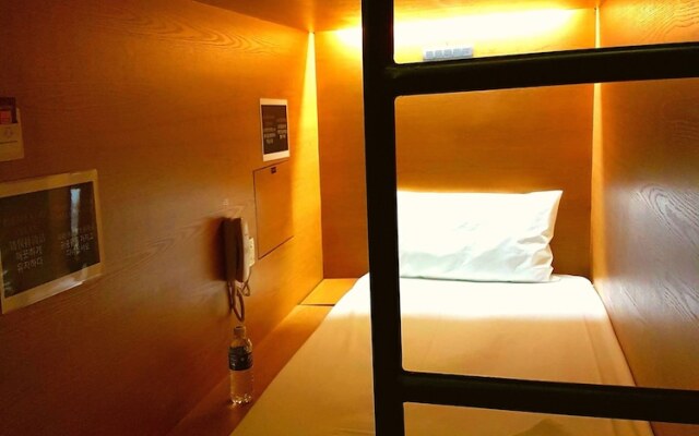 Napzone KLIA by Sovotel - Hostel