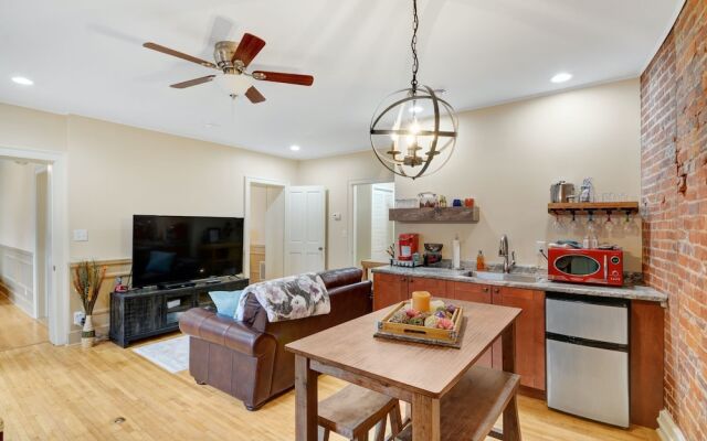 Charming Downtown Galena Apartment 2 Bedroom Apts by Redawning