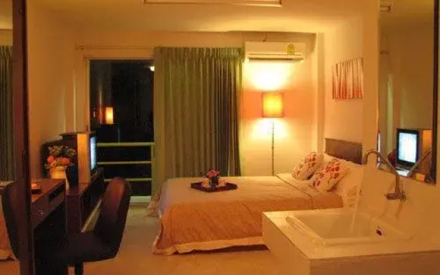 The Room Resort Apartment