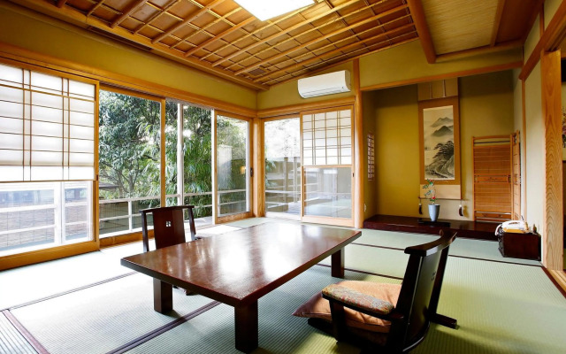 Ryokan Takechiyo Kirishima Bettei