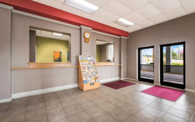 Suburban Studios Cleveland Central