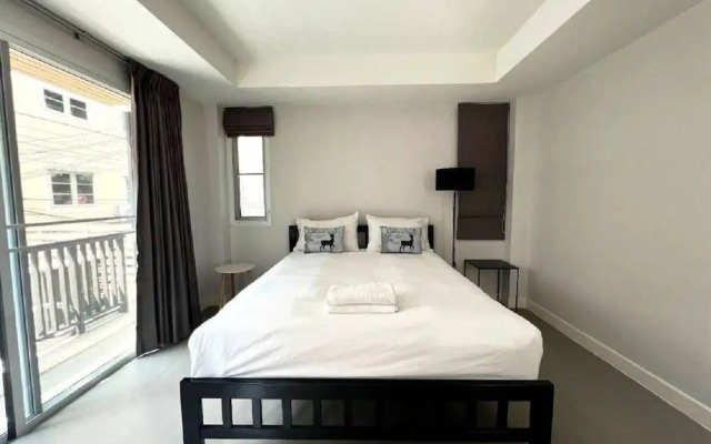 Mitr Inn Mrt Samyot Station - The Grand