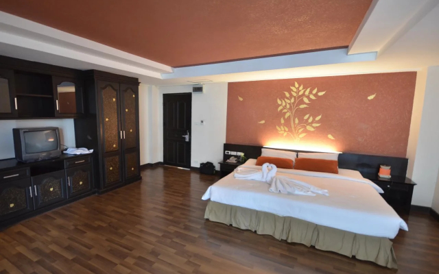 The Heritage Sathorn Suite Hotel