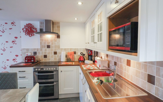 Poppy Cottage