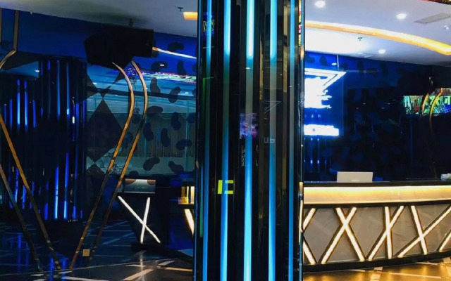 Liangde Hotel (Shenzhen Shajing Houting Subway Station)