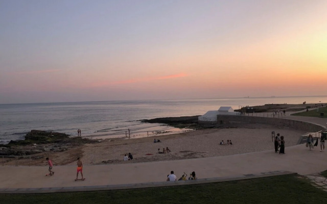 Carcavelos Sol by Lisbon-Coast vacation