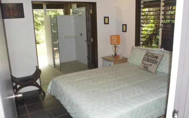 The Chantra Mission Beach B&B — hotel in Wongaling Beach