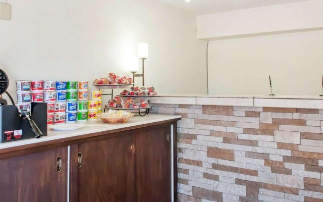 Whites City Cavern Inn