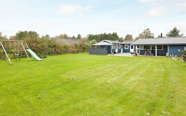 Luxurious Holiday Home With Whirlpool at Dannemare Lolland