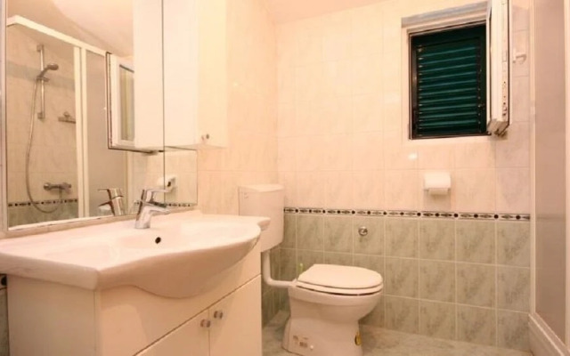 Per - Comfortable Family Apartments - A2