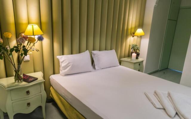 Ruby Rooms Kifisia  Adults Only