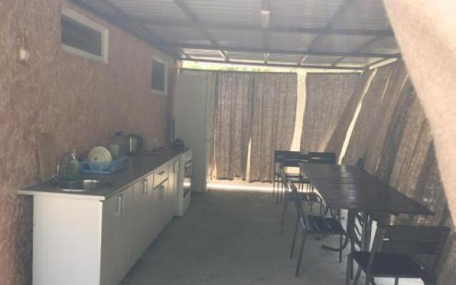 Guest house on Lakoba 4