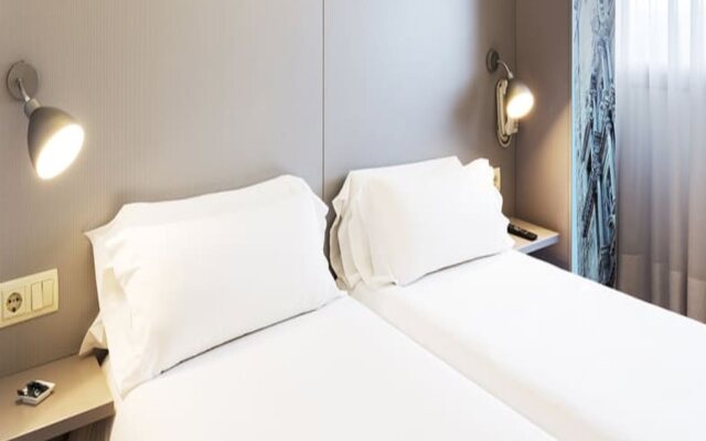B&B Hotel Girona 2