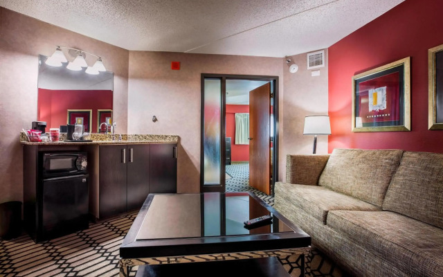 Delta Hotels by Marriott Fargo