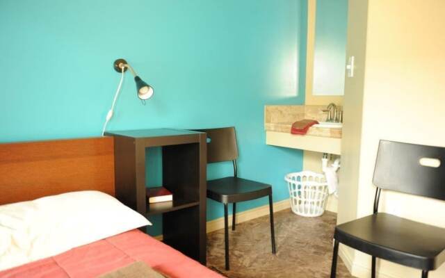 Camelot Inn at Honeyville