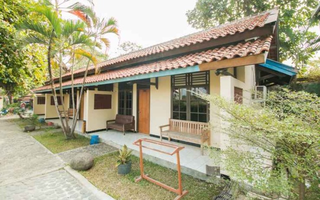 RedDoorz @ Pantai Pelabuhan Ratu 2 – Outside – Cisolok